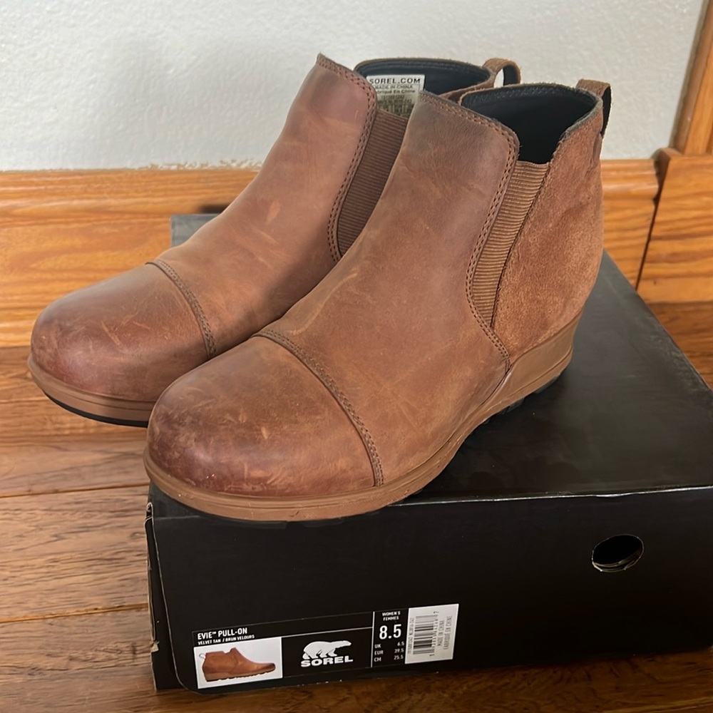 Sorel Evie Pull-On Velvet Tan